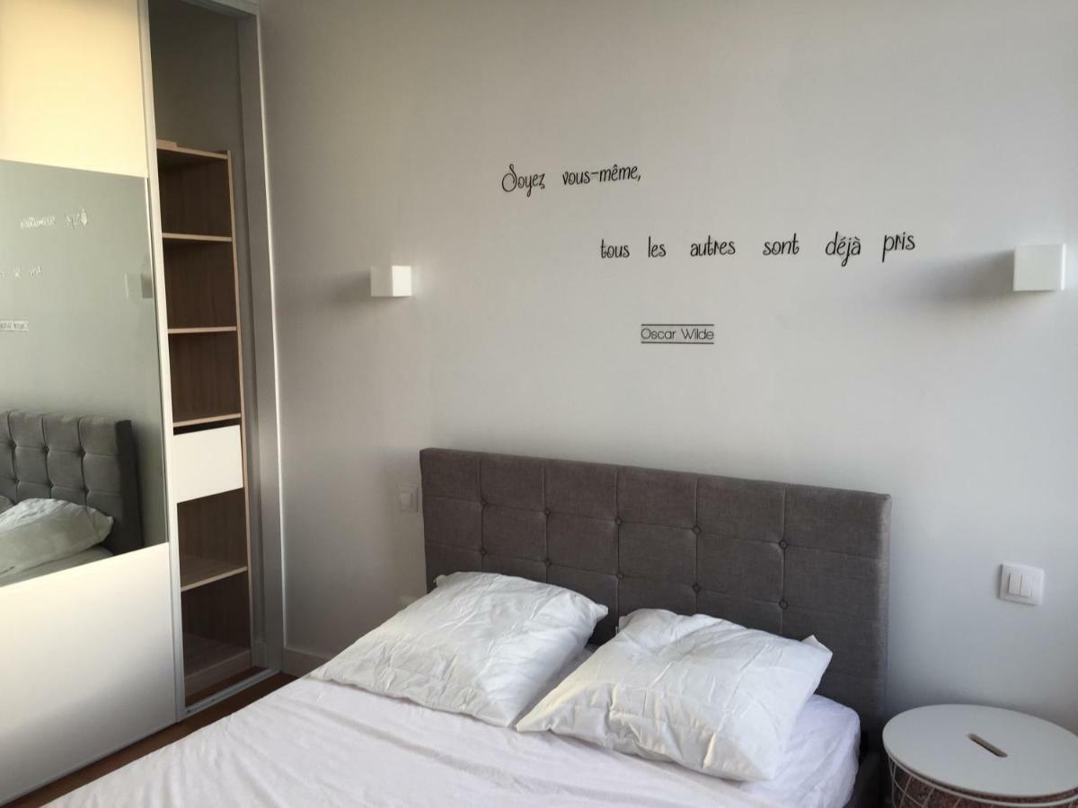 Magnifique Et Lumineux Appartement Au Coeur Du Sancy Saint-Nectaire Luaran gambar